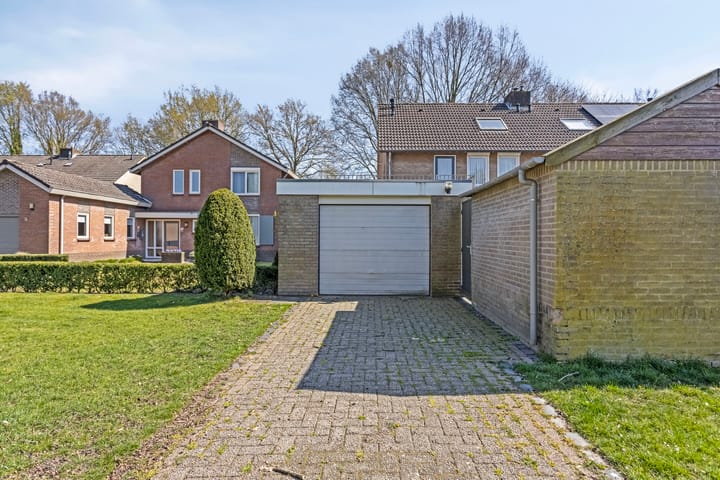 Foto 36 van Wilgenlaan 7