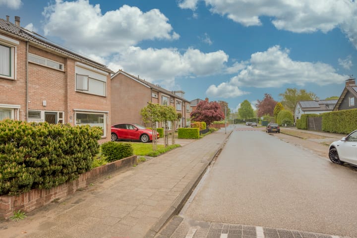 Foto 34 van Reynoltstraat 9