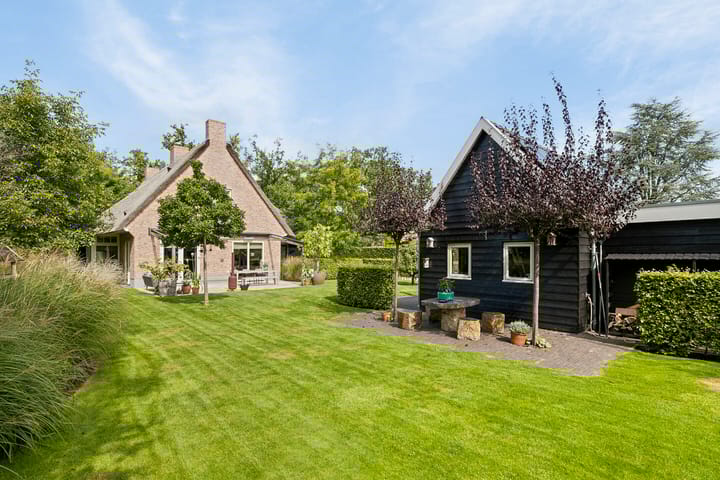 Foto 2 van Nieuw-Loosdrechtsedijk 157