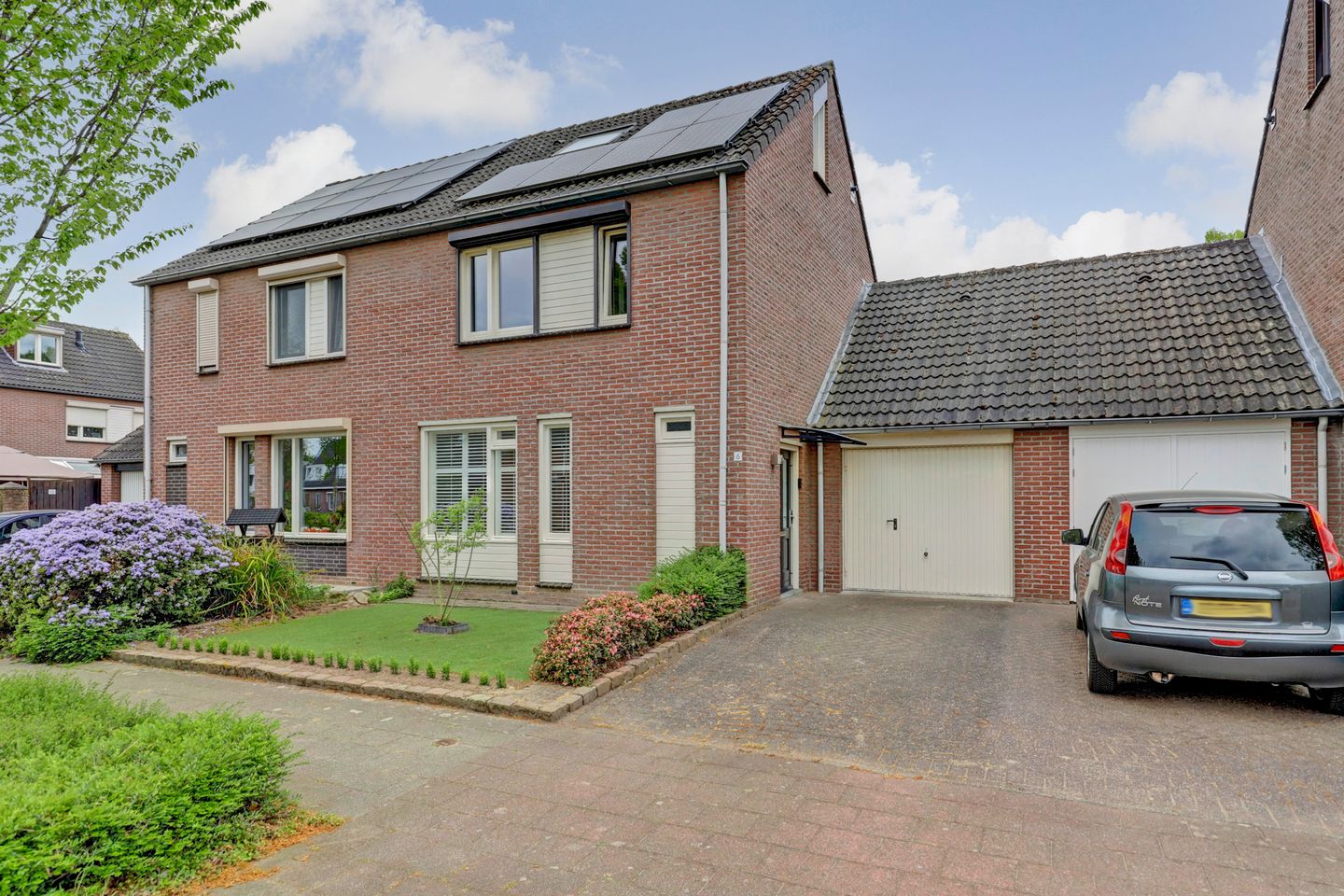 Foto 34 van Zuster Irmbertastraat 6