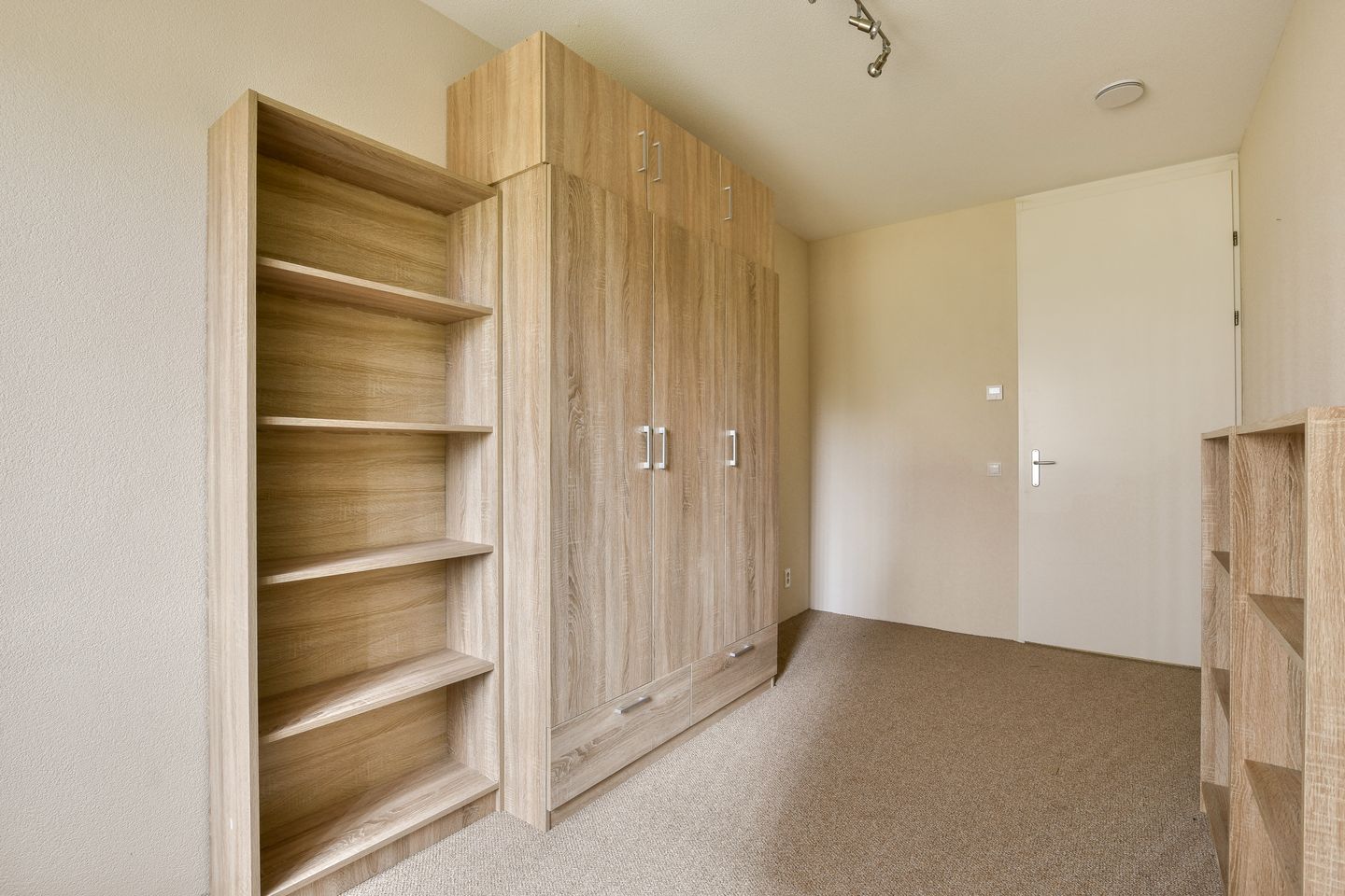 Foto 19 van Overkampweg 271