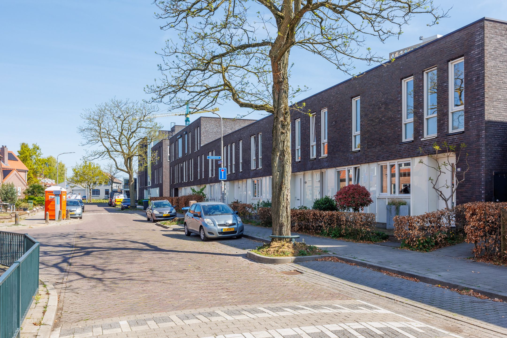 Photo 39 of Waalstraat 45