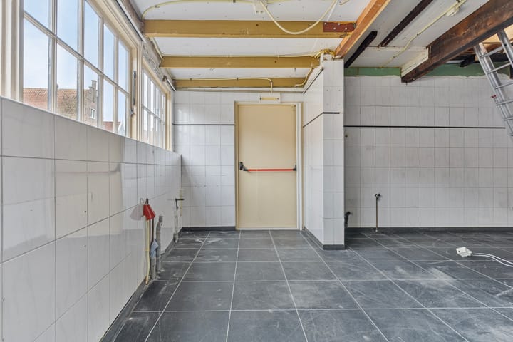 Photo 11 of Rechtestraat 5-B