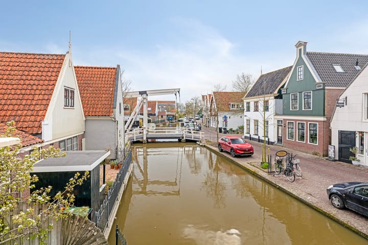 Photo 28 of Rechtestraat 5-B