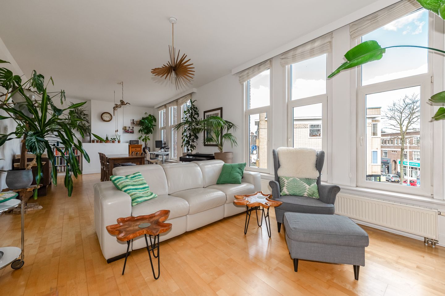 Foto 1 van Abeelstraat 6