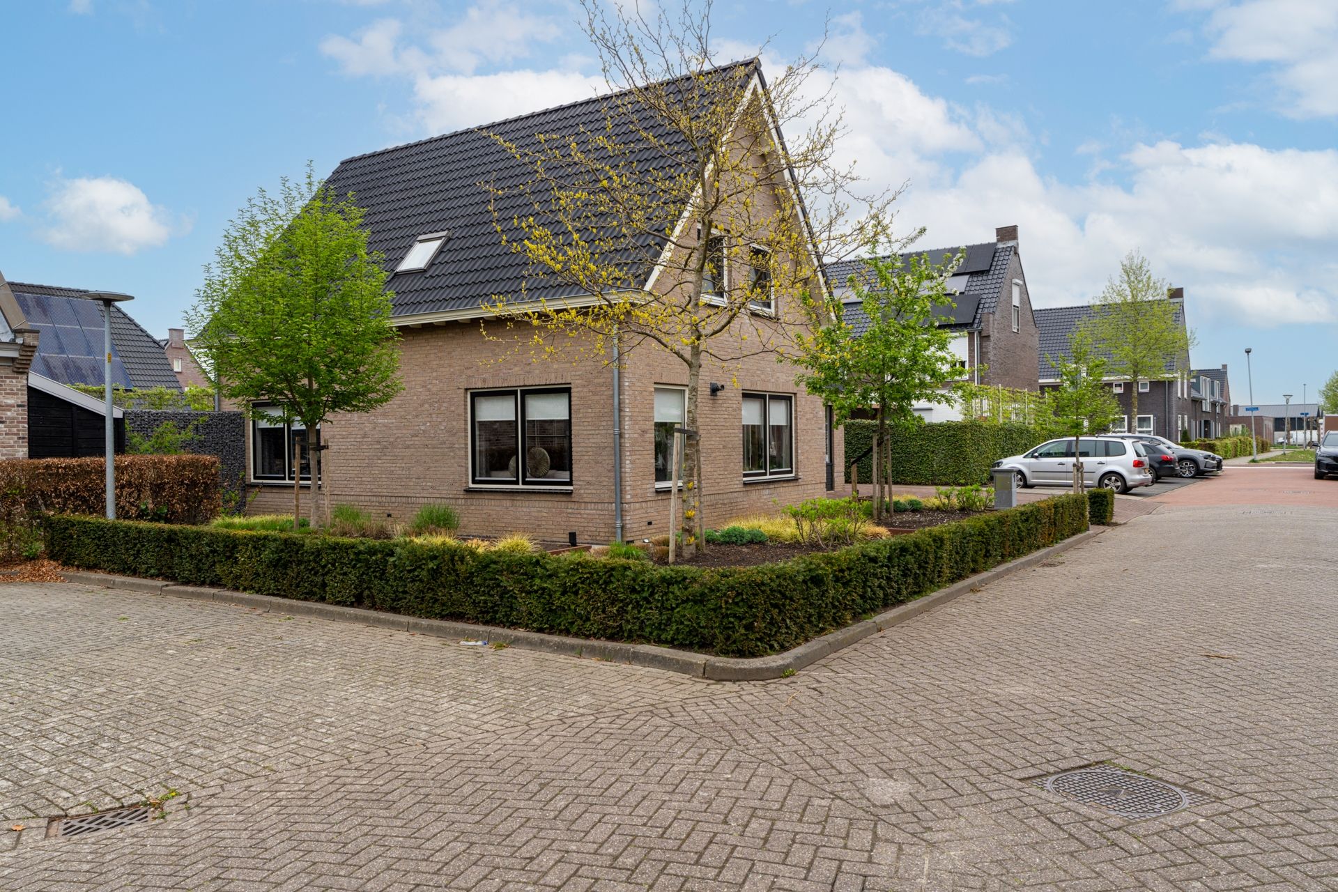 Photo 6 of Hugo de Grootstraat 1