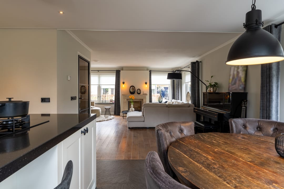 Photo 17 of Hugo de Grootstraat 1