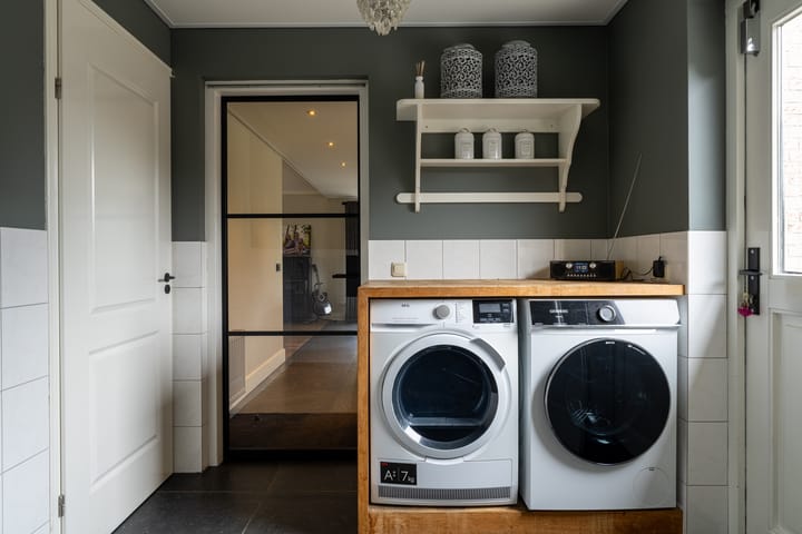 Foto 18 van Hugo de Grootstraat 1