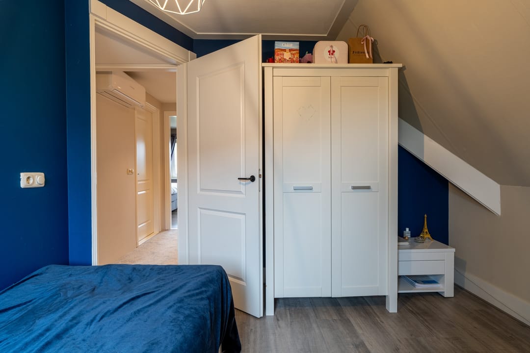 Photo 31 of Hugo de Grootstraat 1