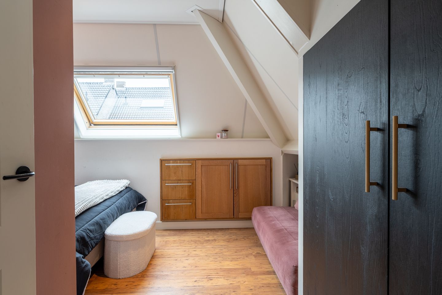 Photo 34 of Hugo de Grootstraat 1