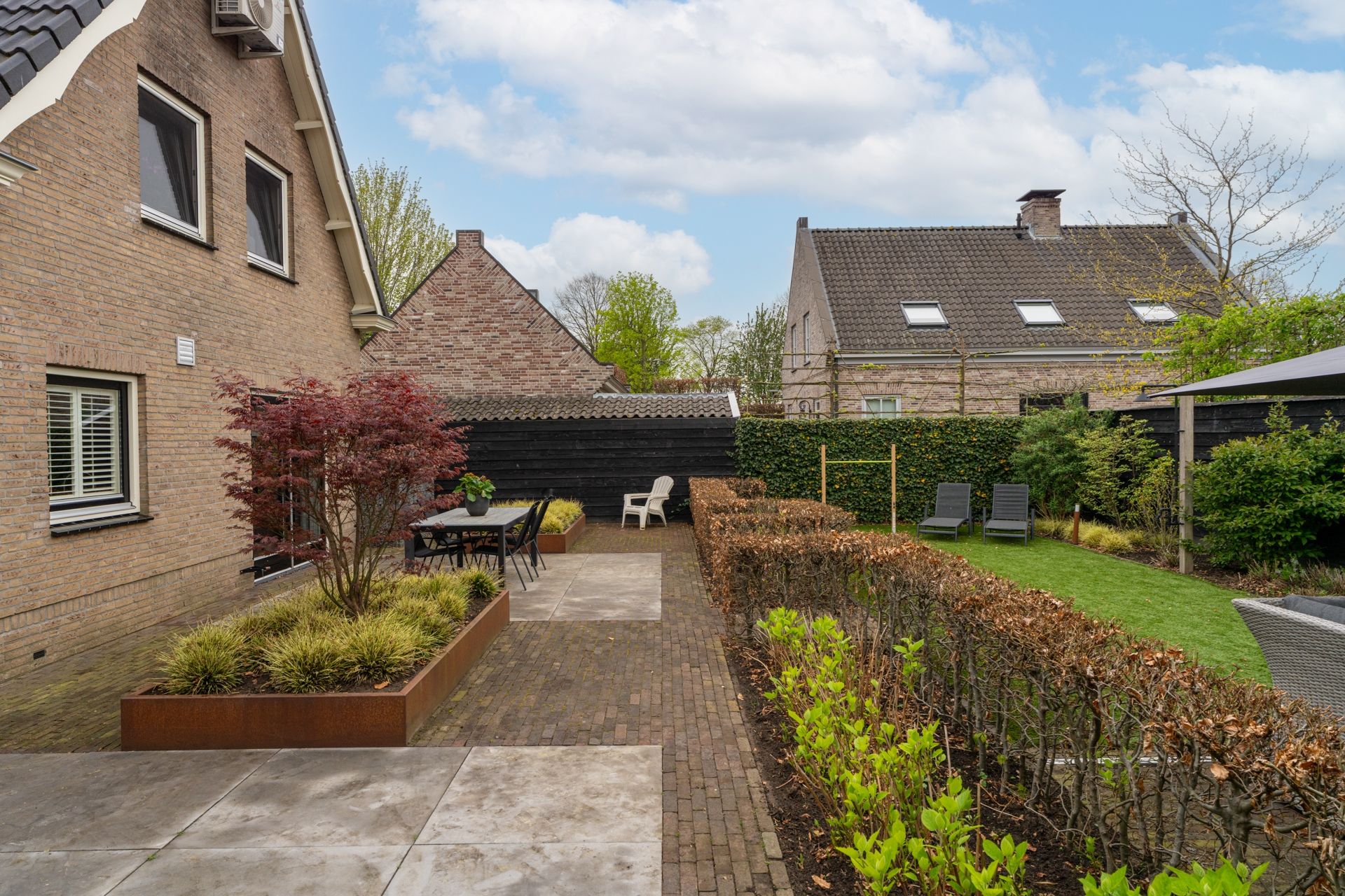 Photo 42 of Hugo de Grootstraat 1