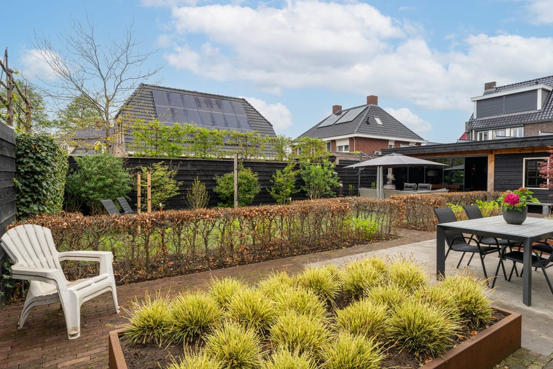 Photo 43 of Hugo de Grootstraat 1