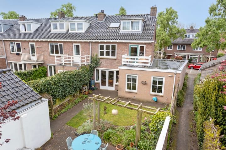 Foto 39 van E. Tesschenmacherstraat 50