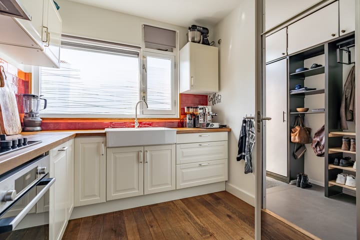 Foto 23 van Lombokstraat 1-B