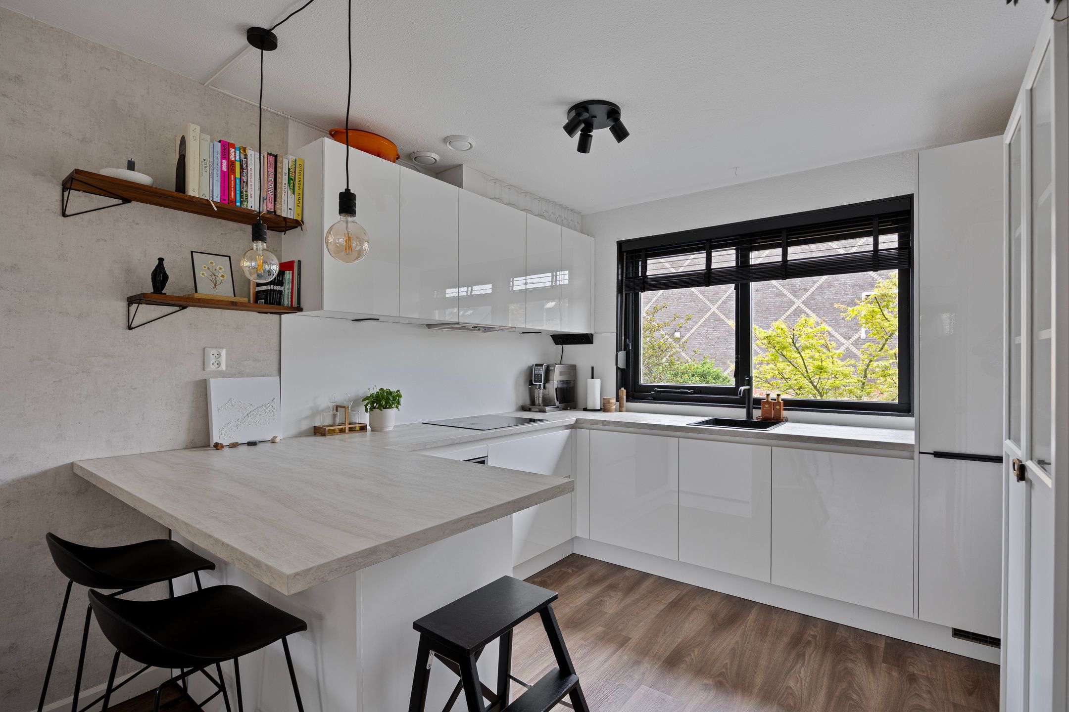 Photo 15 of Glenn Millerstraat 53