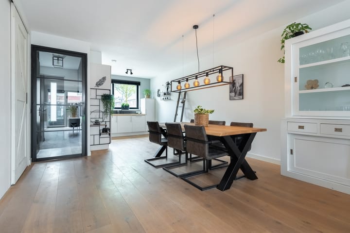 Foto 17 van Zwarte Ring 153