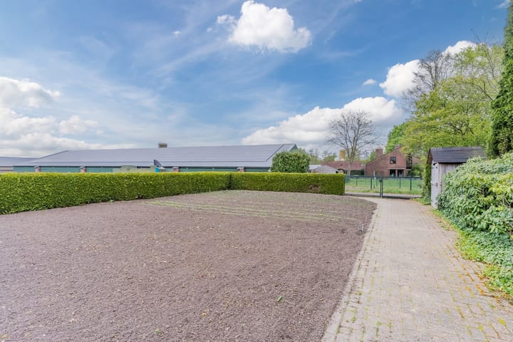 Photo 48 of Schouwberg 2