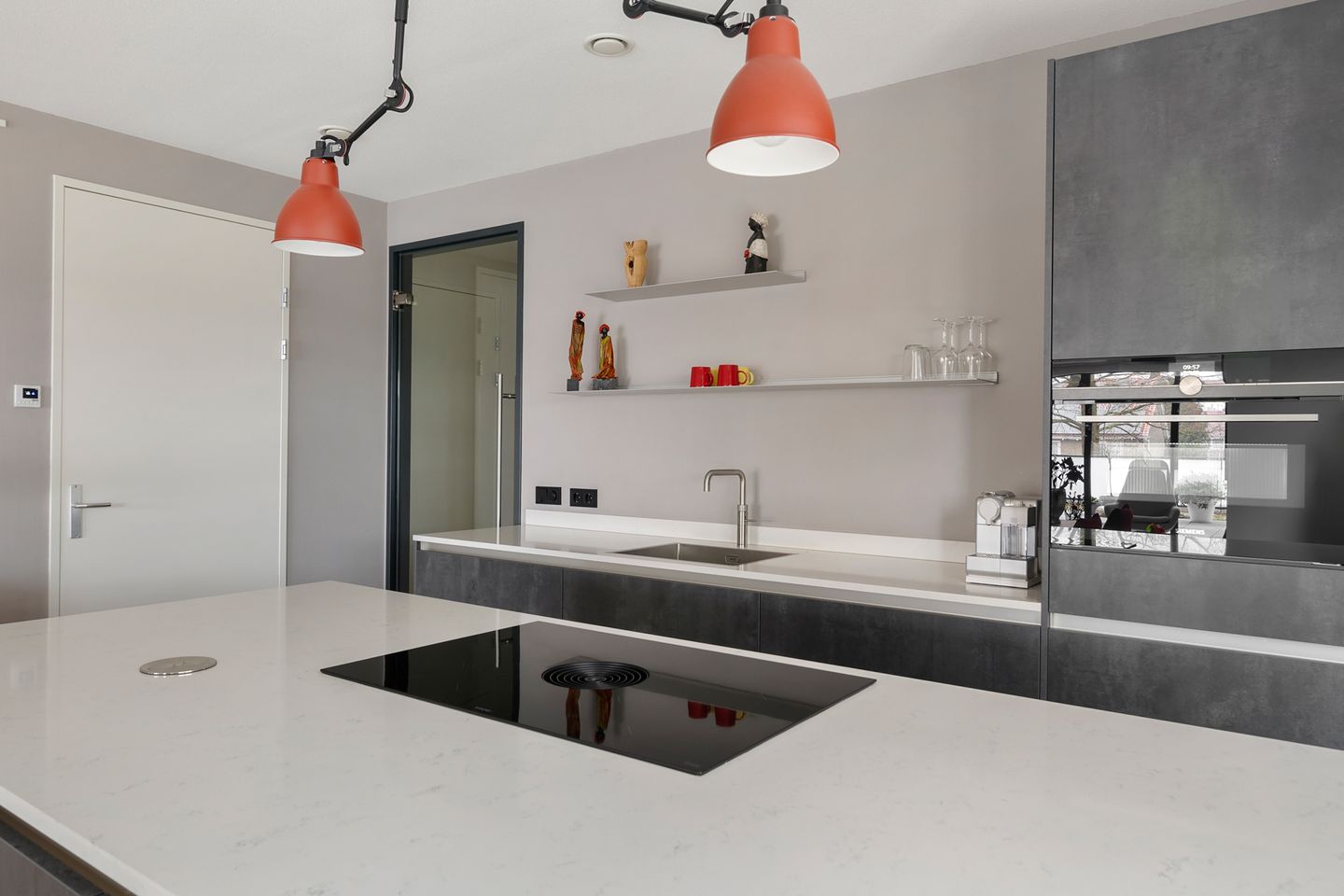 Foto 19 van Reviusstraat 49