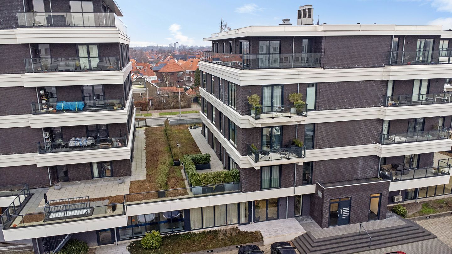 Foto 44 van Reviusstraat 49