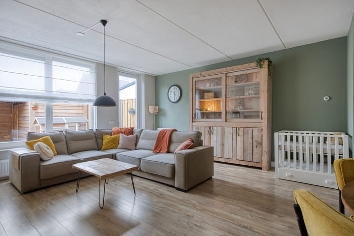 Foto 2 van Keizersmantel 48