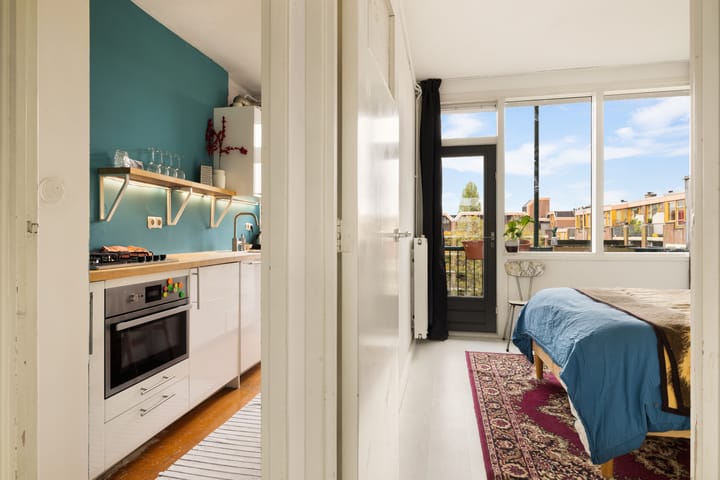 Foto 12 van Beukenplein 18-3