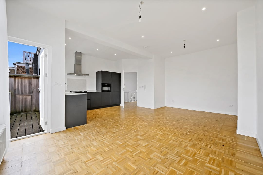 Foto 8 van Goudenregenstraat 143