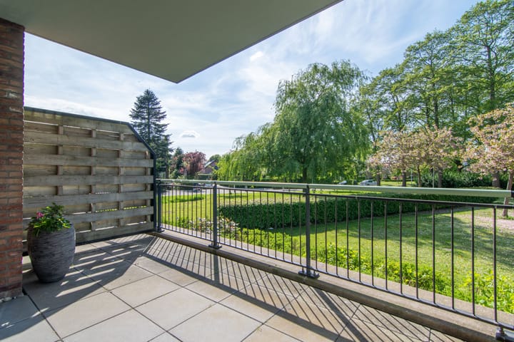 Foto 15 van Meidoornlaan 38