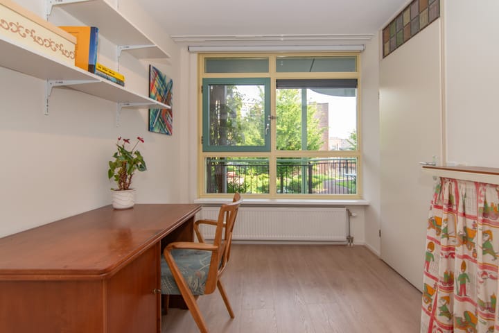 Foto 21 van Meidoornlaan 38