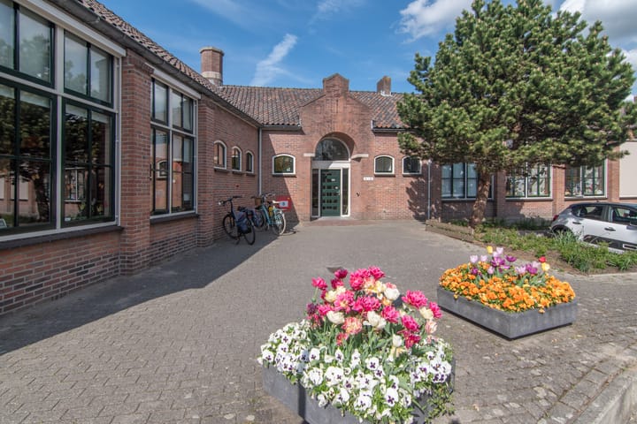 Foto 37 van Meidoornlaan 38