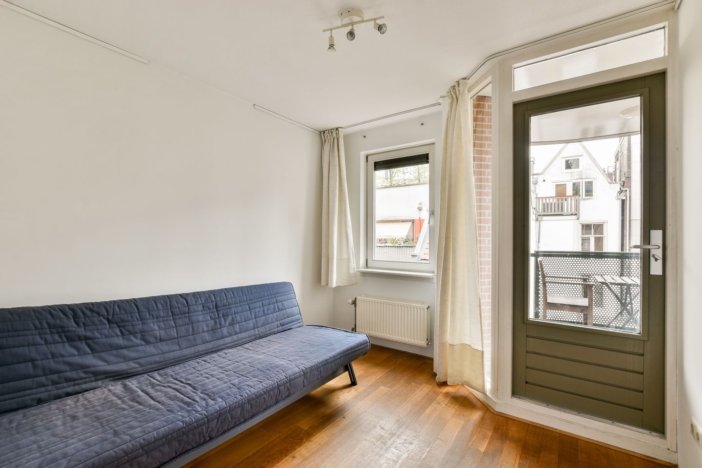 Foto 20 van Bloemstraat 51-C