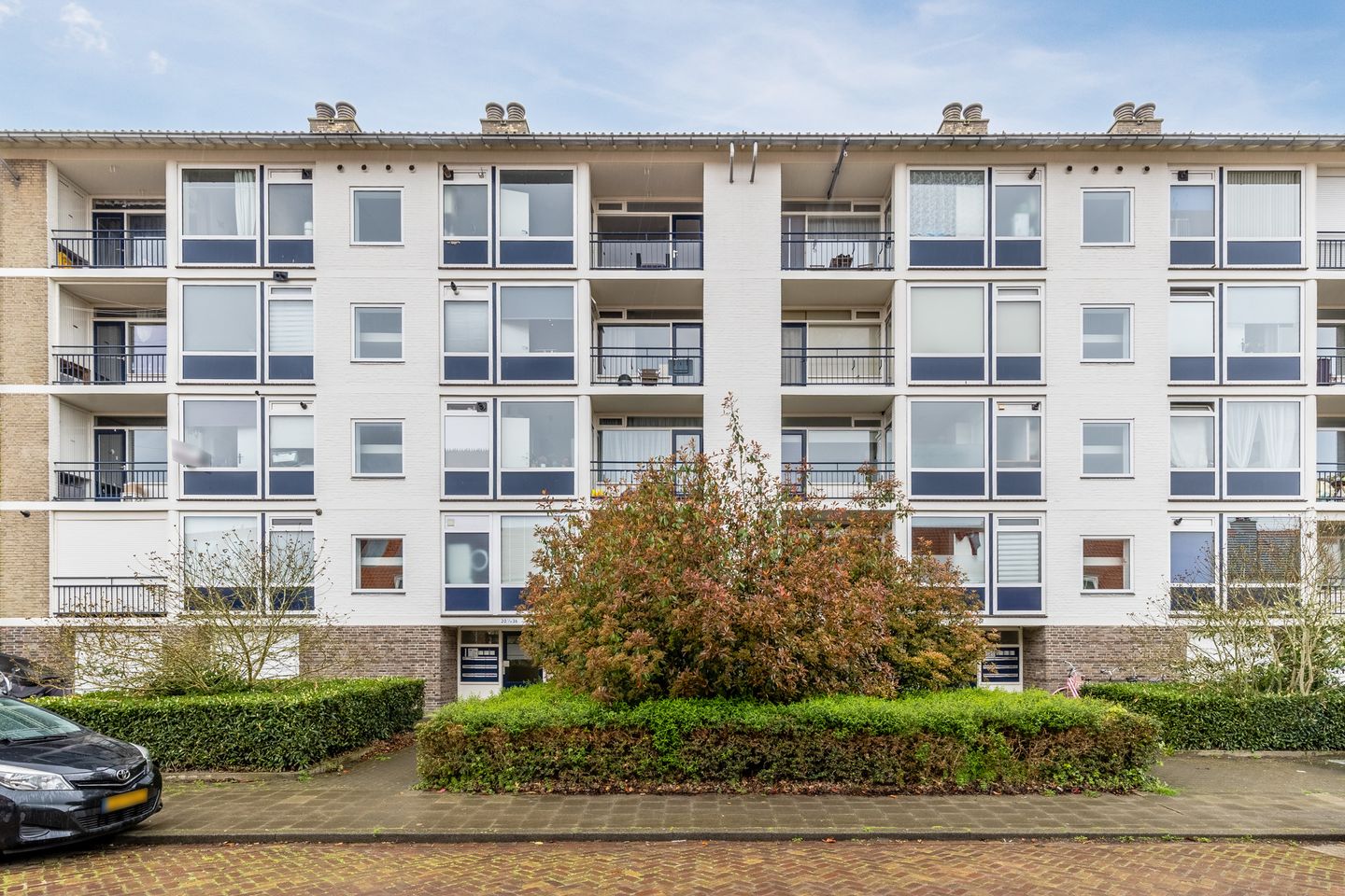 Foto 1 van Simon van Leeuwenstraat 8