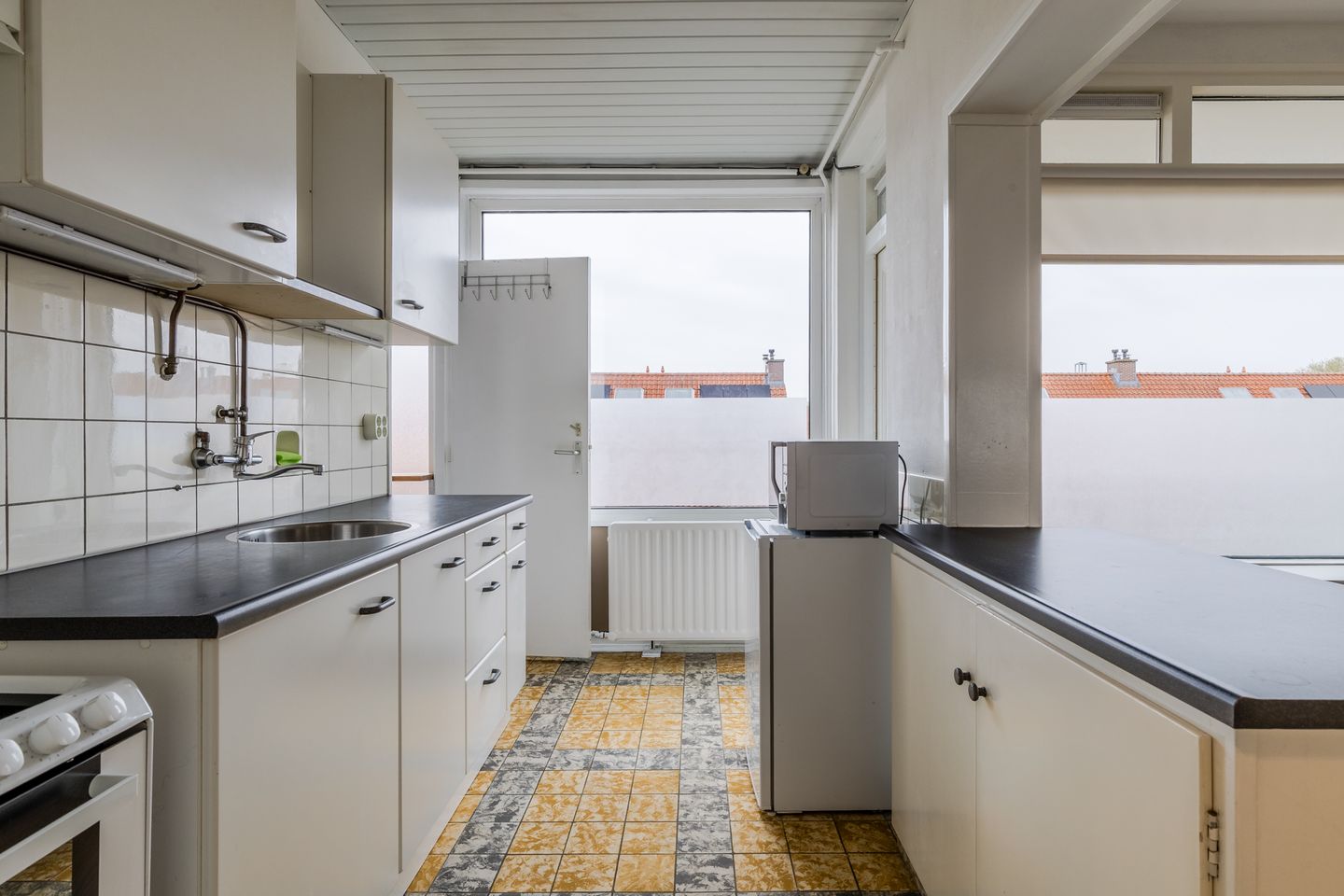 Photo 20 of Simon van Leeuwenstraat 8