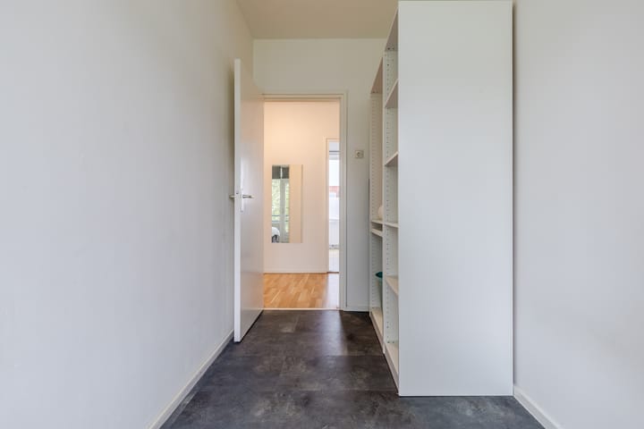 Foto 32 van Simon van Leeuwenstraat 8