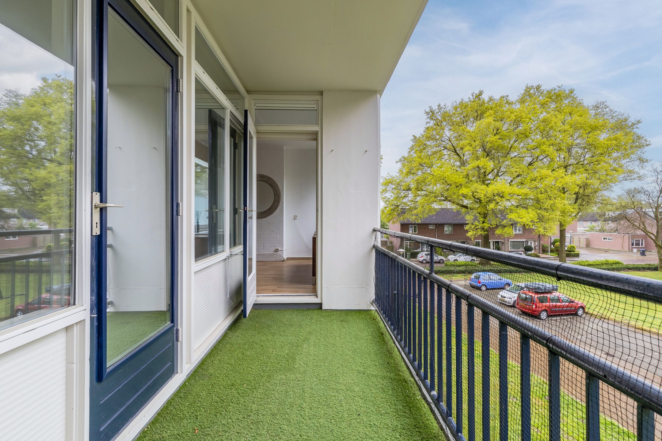 Photo 36 of Simon van Leeuwenstraat 8
