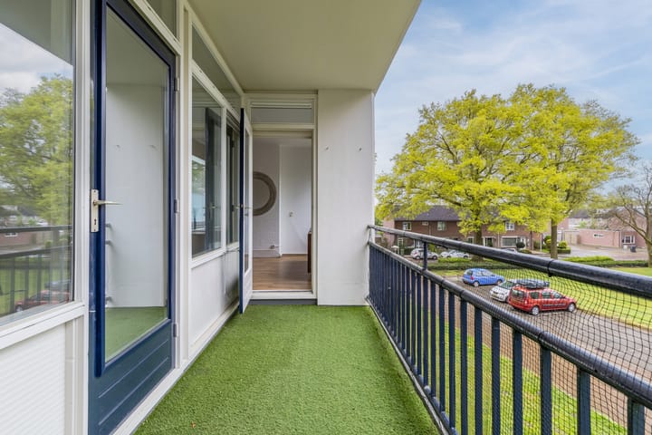 Foto 36 van Simon van Leeuwenstraat 8