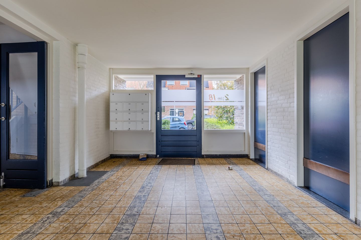 Photo 4 of Simon van Leeuwenstraat 8