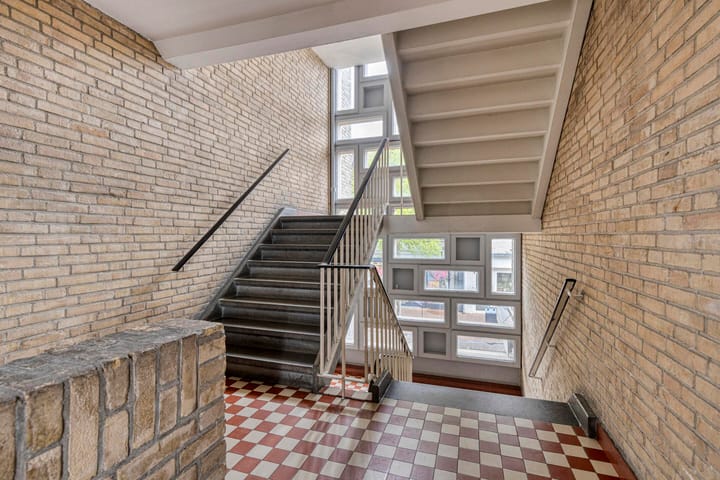 Photo 8 of Kouvenderstraat 54-A