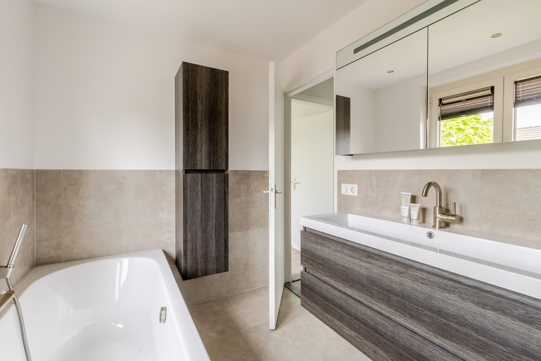 Foto 26 van Burg. Van de Hurkstraat 21