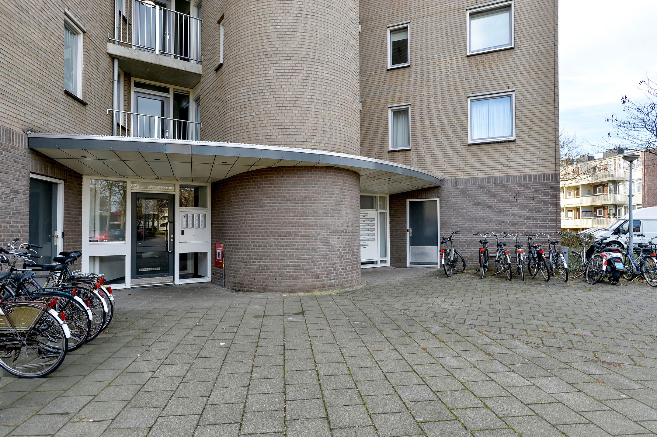 Foto 9 van Salviabeemd 39-H