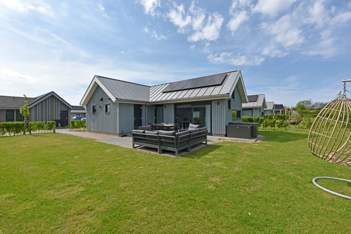 Foto 1 van Zeedijk 24-944