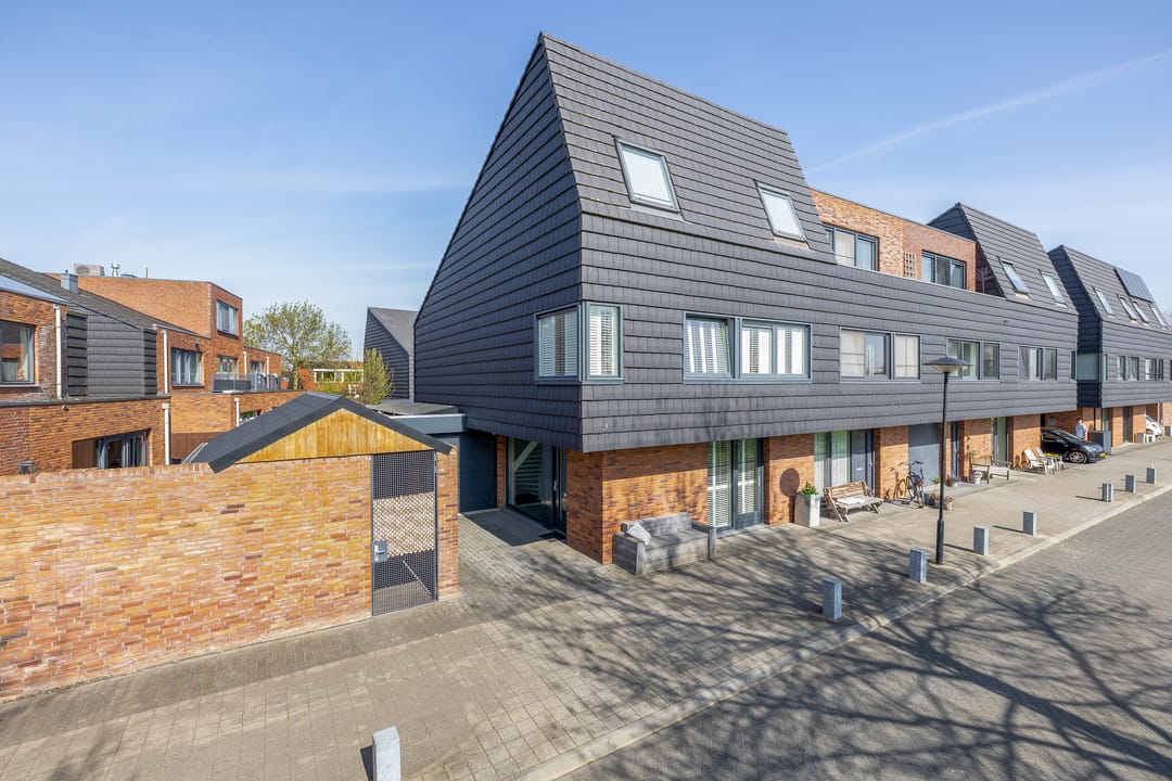 Photo 1 of Tirionstraat 1