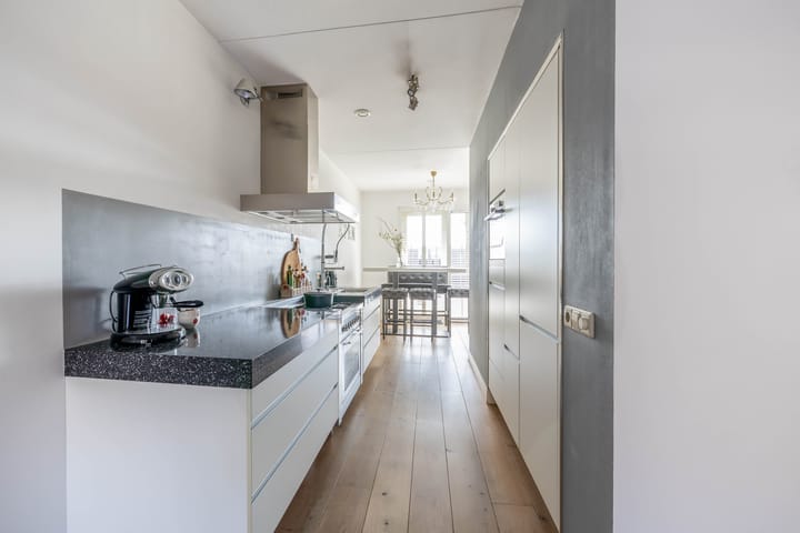 Foto 9 van Tirionstraat 1