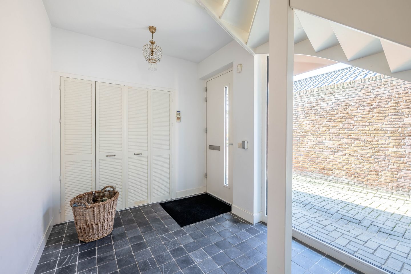 Photo 14 of Tirionstraat 1