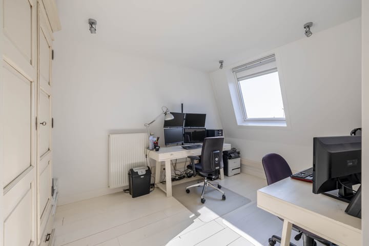 Foto 27 van Tirionstraat 1