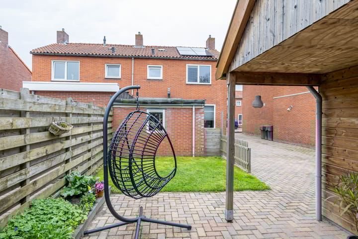 Foto 26 van Burgemeester Dijkhuisstraat 16