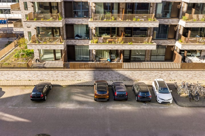 Foto 30 van Gerrit Mannourystraat 17