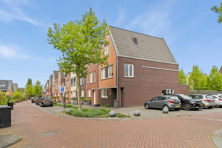 Foto 5 van Begoniastraat 124