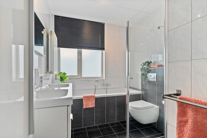 Foto 24 van Begoniastraat 124