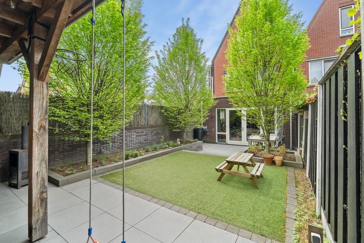 Foto 35 van Begoniastraat 124