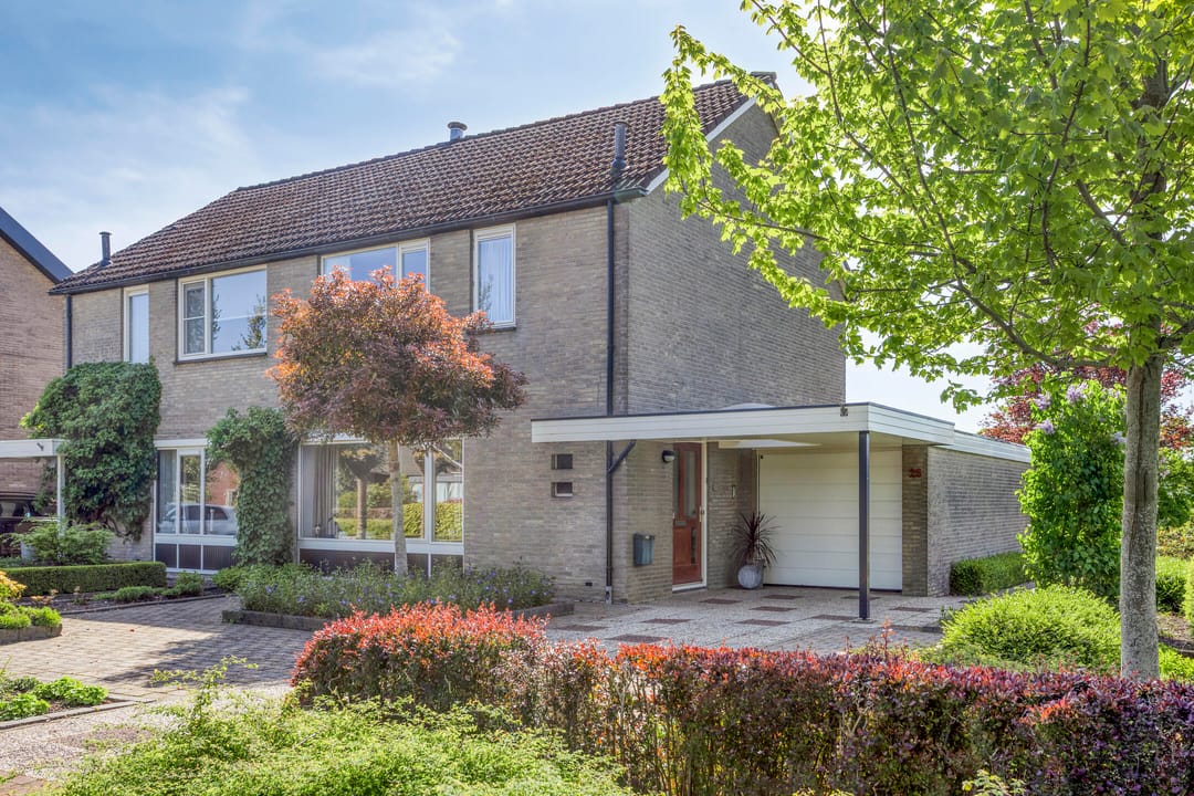 Foto 1 van Westerstouwe 25